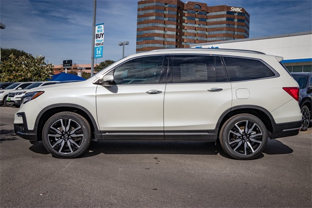 New 2019 Honda Pilot Touring 8P 4D Sport Utility in San Antonio ...