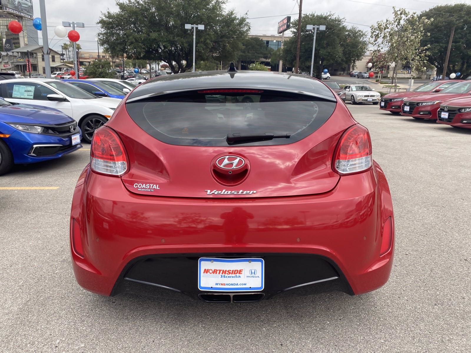 Pre-Owned 2015 Hyundai Veloster Base 3dr Car in San Antonio | Northside